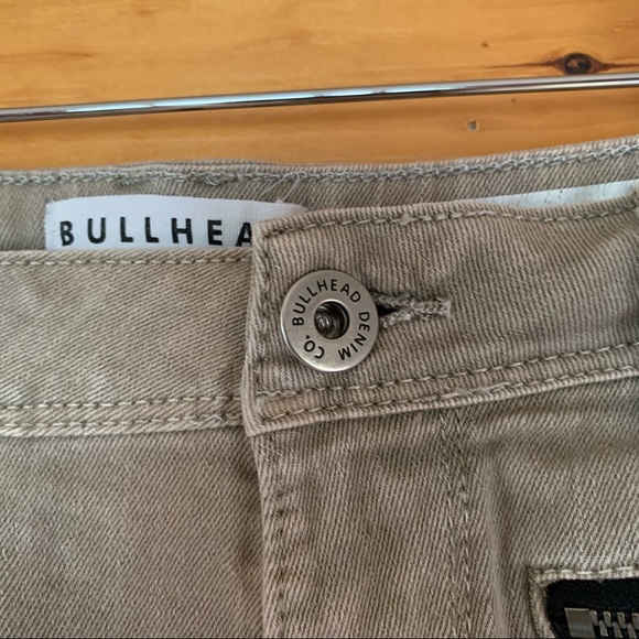 Bullhead Denim Short Shorts Frayed - Picture 3 of 7